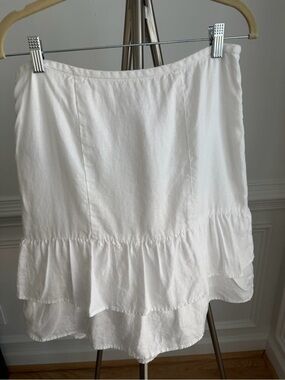 Loft Minimalist 100% Linen White Ruffled Tiered Skirt Size 6